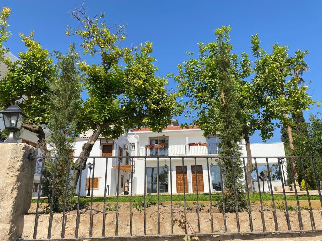 Templos Homes Κερύνεια Εξωτερικό φωτογραφία