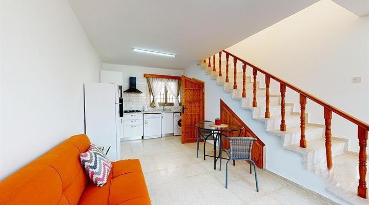 Templos Homes Κερύνεια Εξωτερικό φωτογραφία