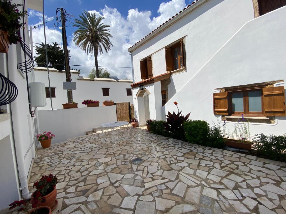 Templos Homes Κερύνεια Εξωτερικό φωτογραφία